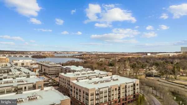 $899,900 | 502 Windboard Way, Oxon Hill, MD 20745