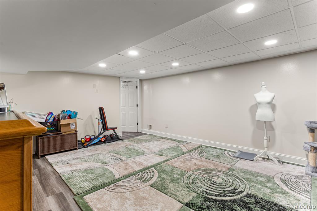 46954 Mornington Road Canton, MI 48188 - Photo 42 of 63