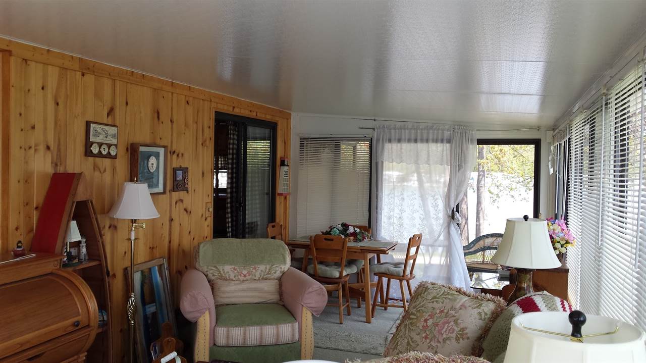 965 Tyrrell Road Bancroft, MI 48414 - Photo 9 of 17