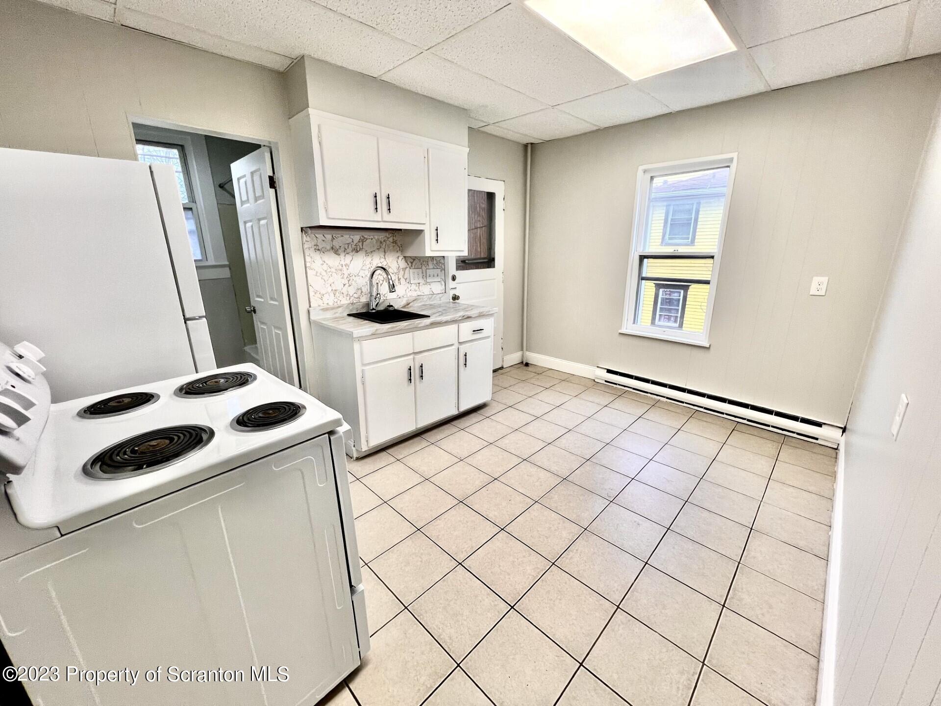 804 Ash Street Scranton, PA 18510 - Photo 2 of 9 ash8