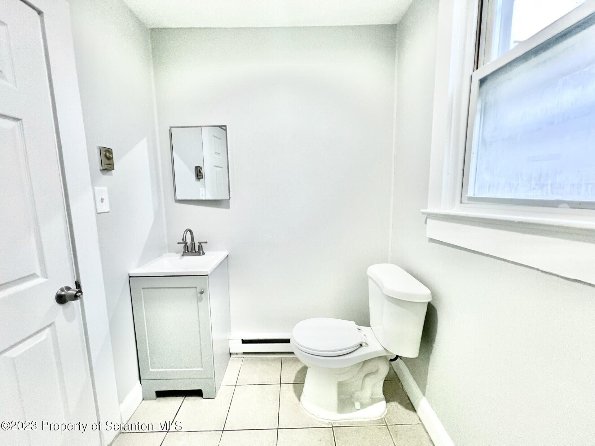 804 Ash Street Scranton, PA 18510 - Photo 5 of 9 ash5