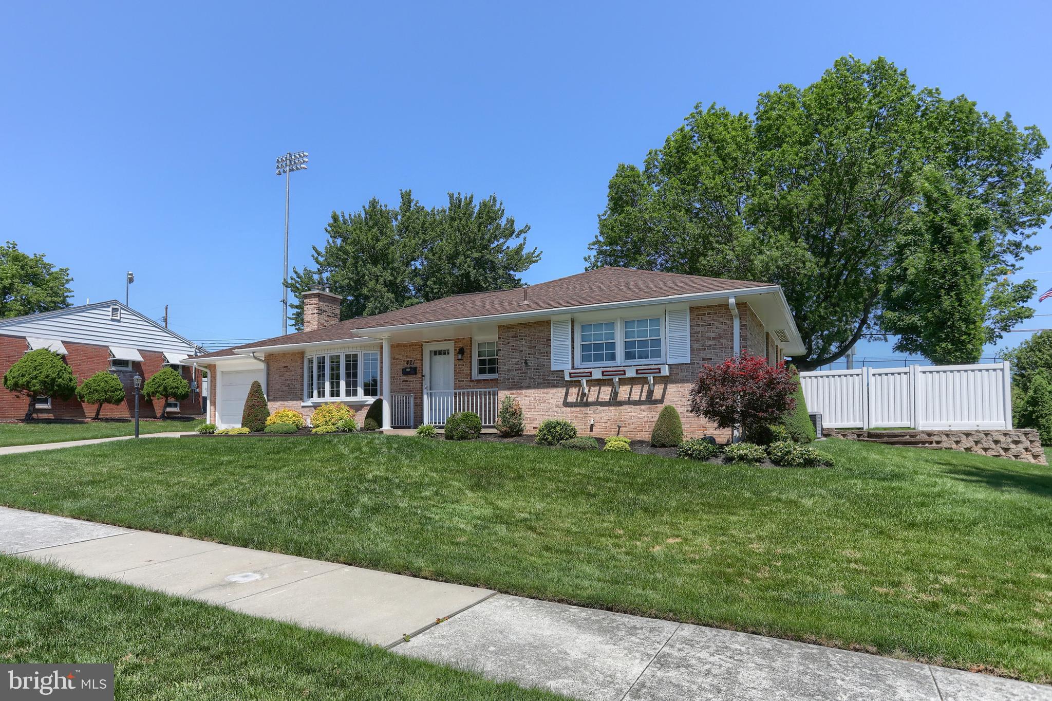 421 Berryhill Road Harrisburg, PA 17109 - Photo 3 of 49