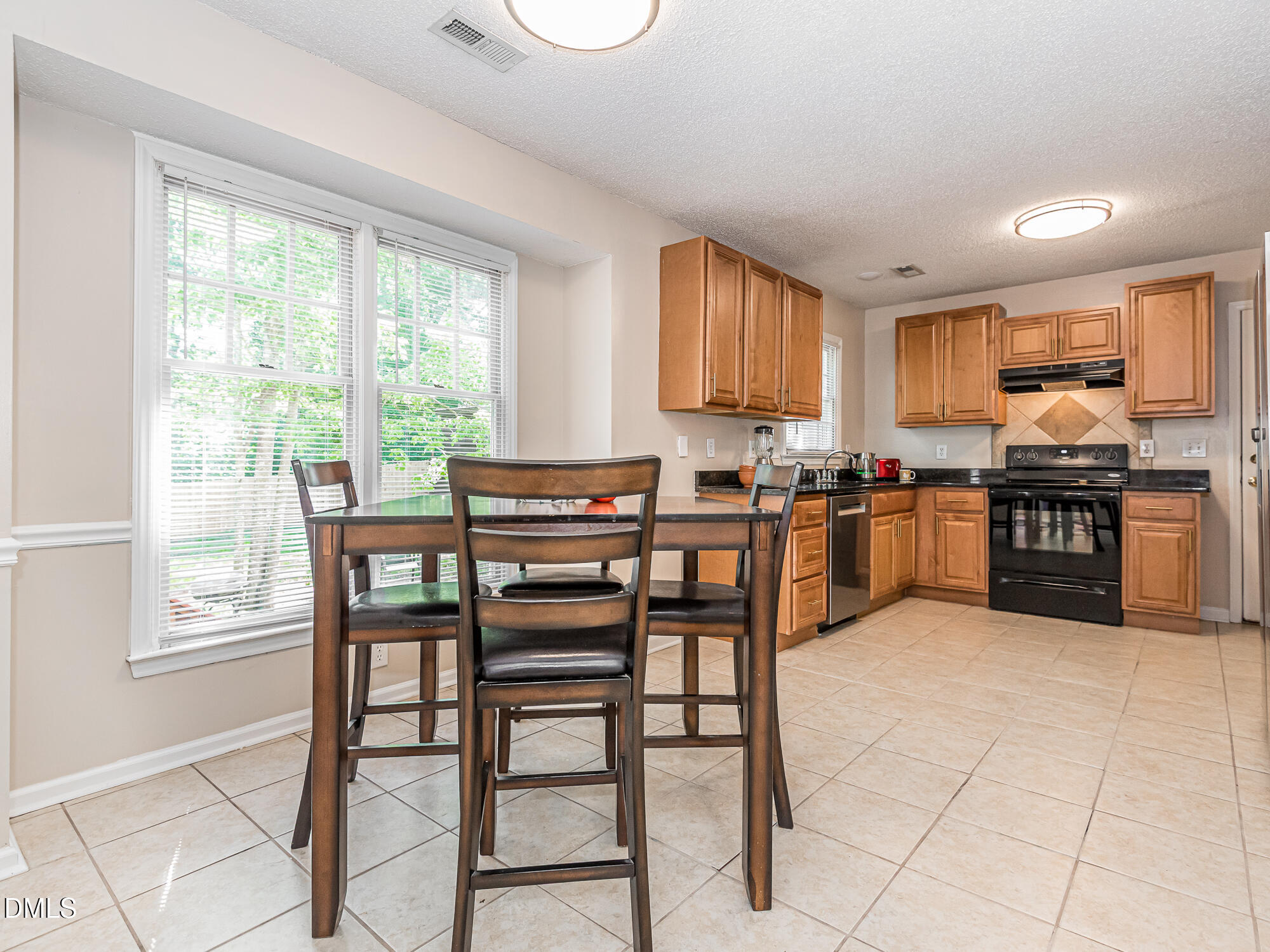 5309 Reams Run Road Durham, NC 27713 - Photo 6 of 31 In_Trust_Realty_Lee_5309_Reams_Run-1662