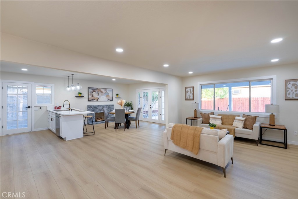8584 Camelia Drive Riverside, CA 92504 - Photo 4 of 23