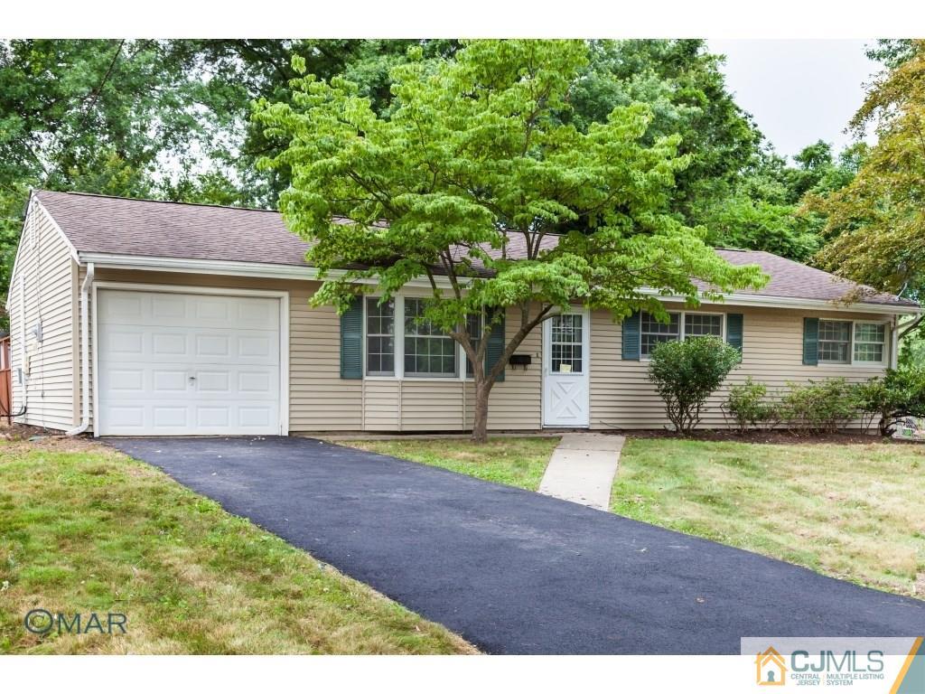 172 Kendall Road Kendall Park, NJ 08824 - Photo 1 of 25 Gallery Image 1