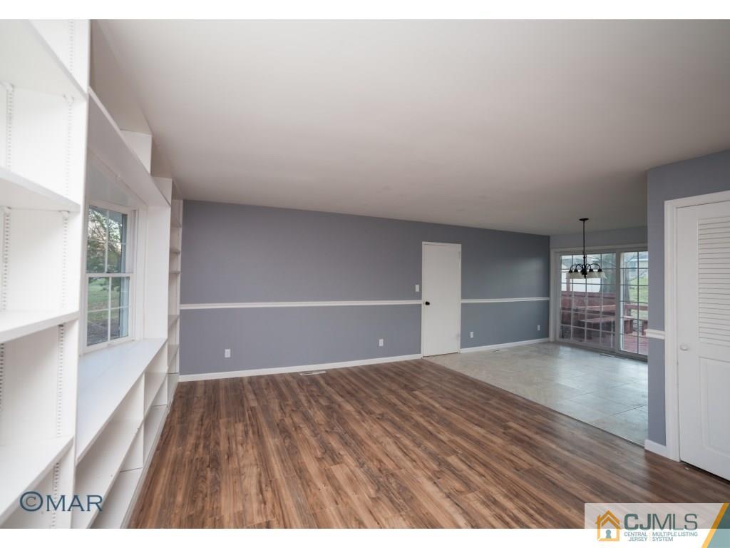 172 Kendall Road Kendall Park, NJ 08824 - Photo 24 of 25 Gallery Image 24
