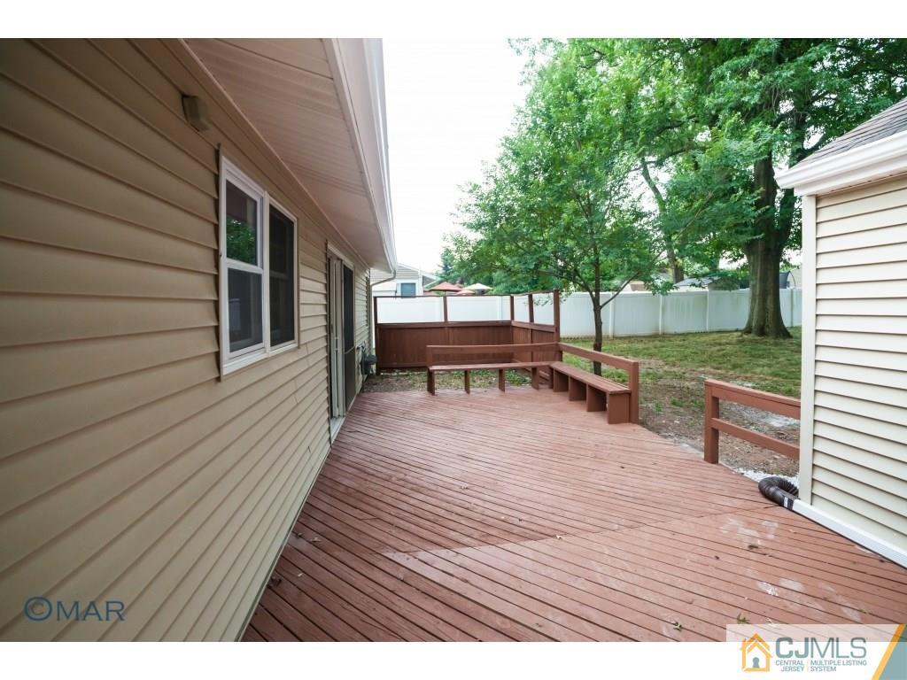 172 Kendall Road Kendall Park, NJ 08824 - Photo 10 of 25 Gallery Image 10