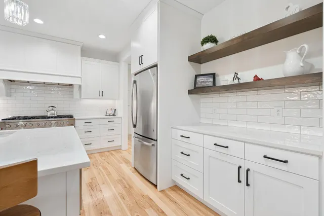 $774,900 | 1007 28th Street Southwest, Austin, MN 55912