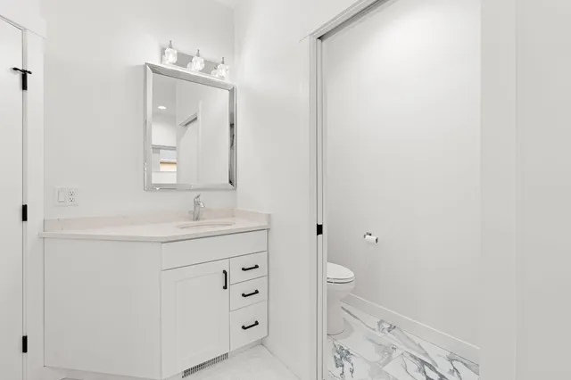 $774,900 | 1007 28th Street Southwest, Austin, MN 55912