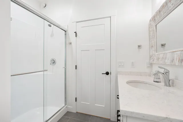 $774,900 | 1007 28th Street Southwest, Austin, MN 55912