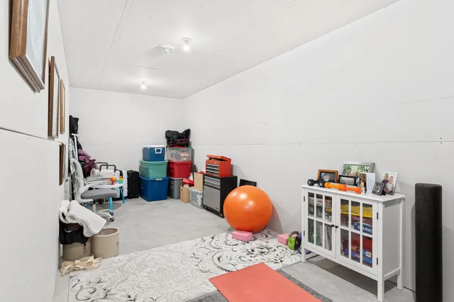 $774,900 | 1007 28th Street Southwest, Austin, MN 55912