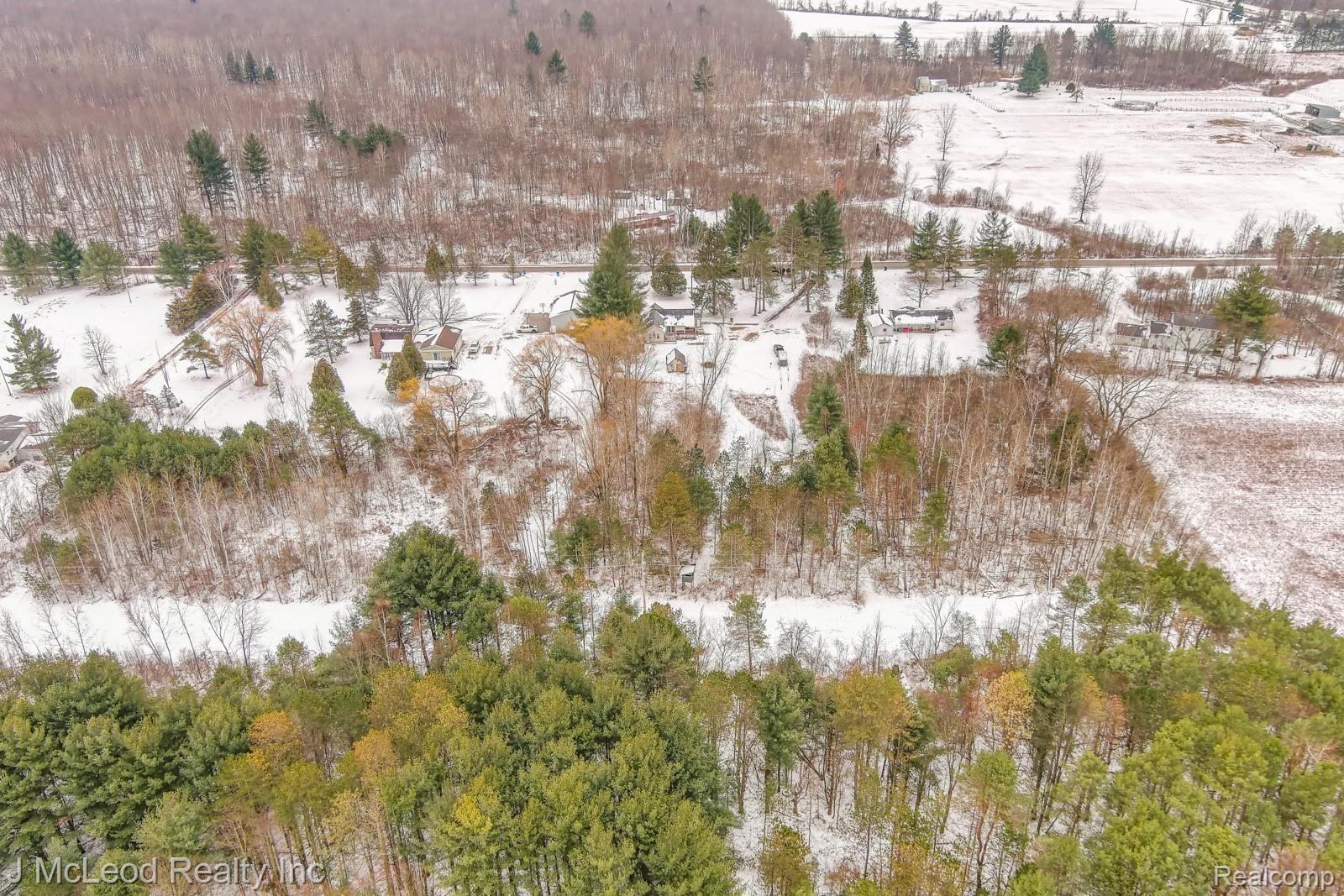 3850 Waltan Road Vassar, MI 48768 - Photo 52 of 54 3850 Waltan Rd Vassar-53.jpg