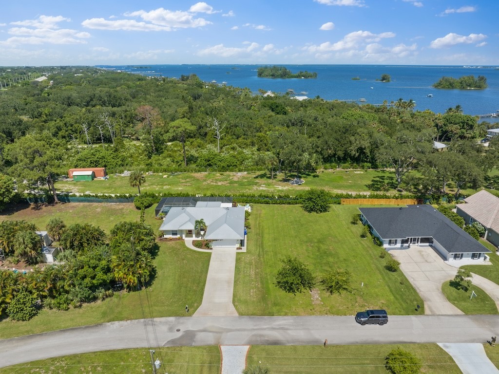 6616 110th Place Sebastian, FL 32958 - Photo 6 of 10