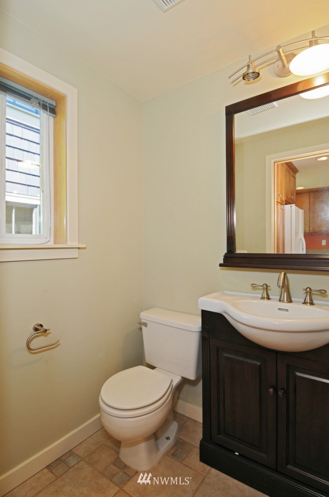 363 North 76th Street Seattle, WA 98103 - Photo 11 of 23 Gallery Image 11