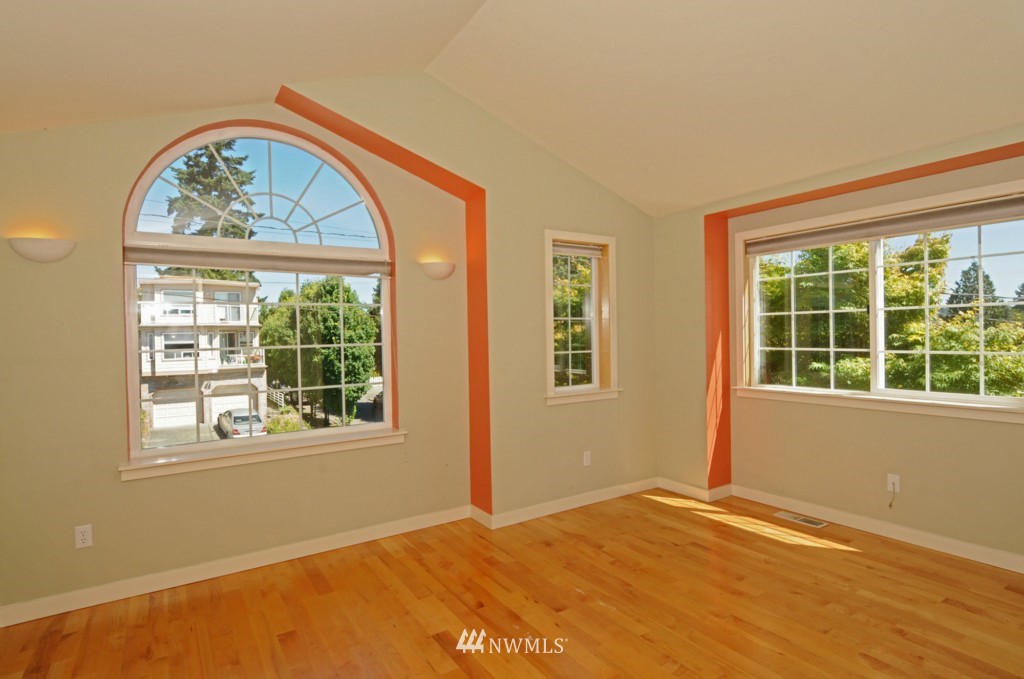 363 North 76th Street Seattle, WA 98103 - Photo 12 of 23 Gallery Image 12