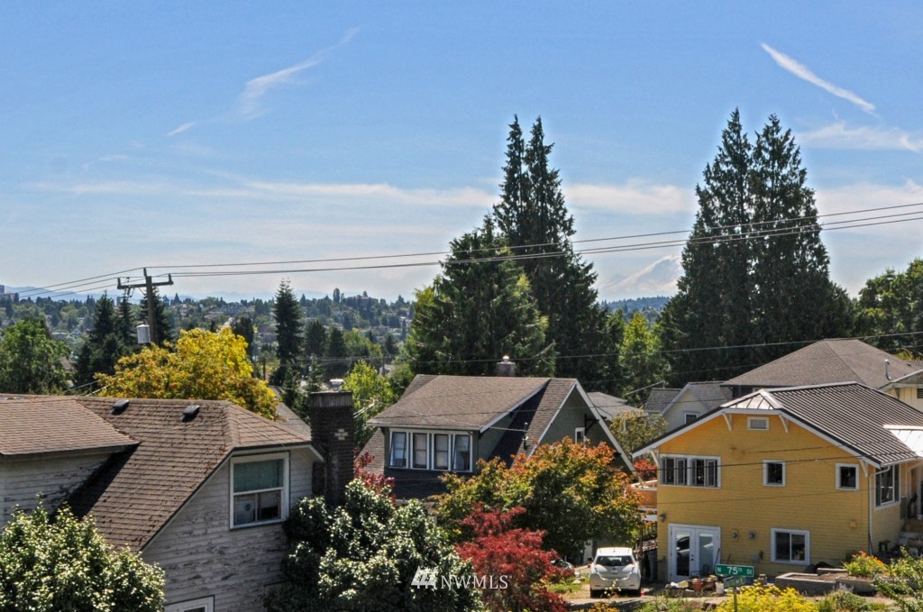 363 North 76th Street Seattle, WA 98103 - Photo 18 of 23 Gallery Image 18