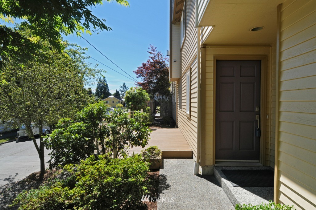 363 North 76th Street Seattle, WA 98103 - Photo 21 of 23 Gallery Image 21