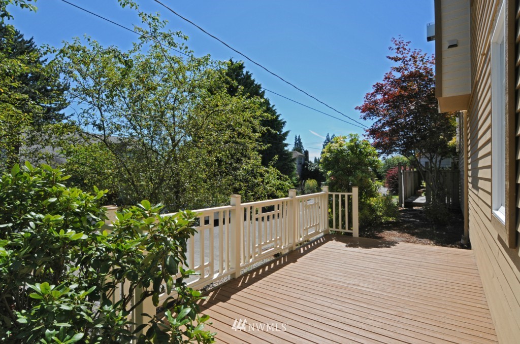 363 North 76th Street Seattle, WA 98103 - Photo 22 of 23 Gallery Image 22
