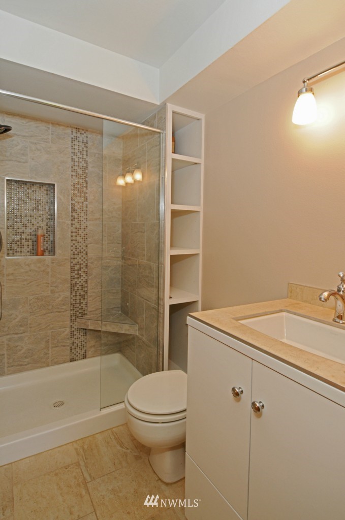 363 North 76th Street Seattle, WA 98103 - Photo 5 of 23 Gallery Image 5