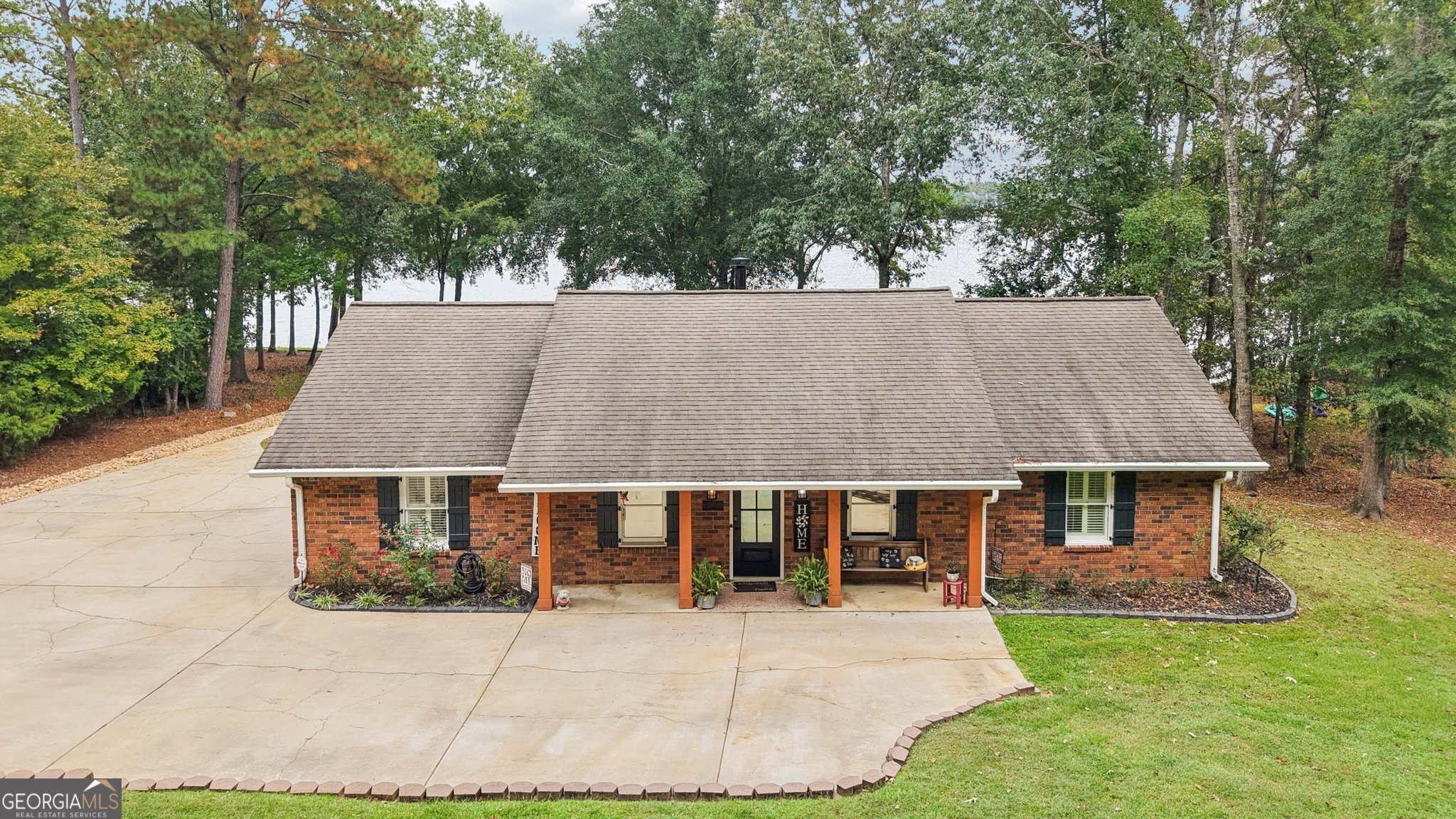 1651 Morgan Drive Buckhead, GA 30625 - Photo 2 of 57