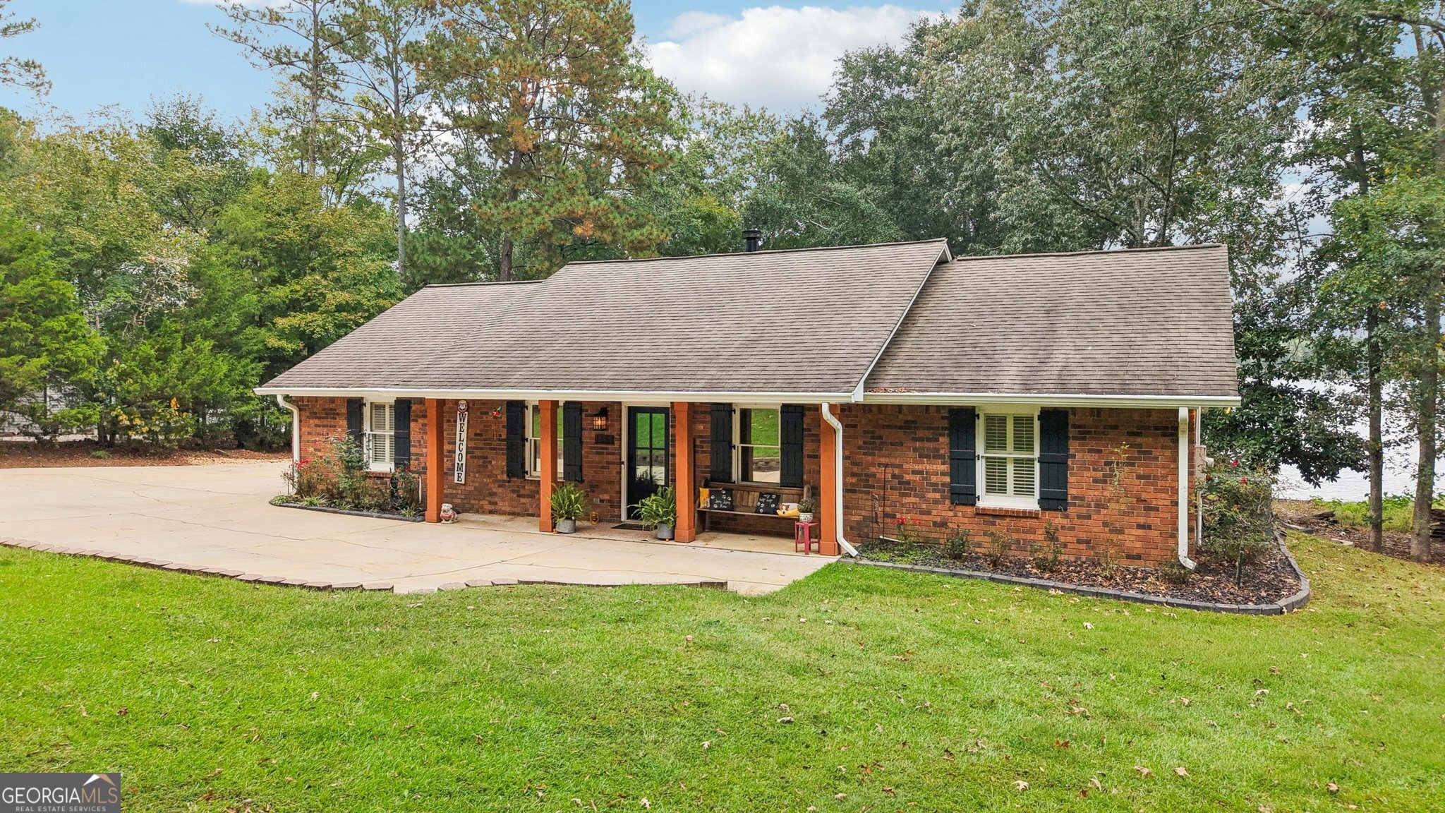 1651 Morgan Drive Buckhead, GA 30625 - Photo 5 of 57