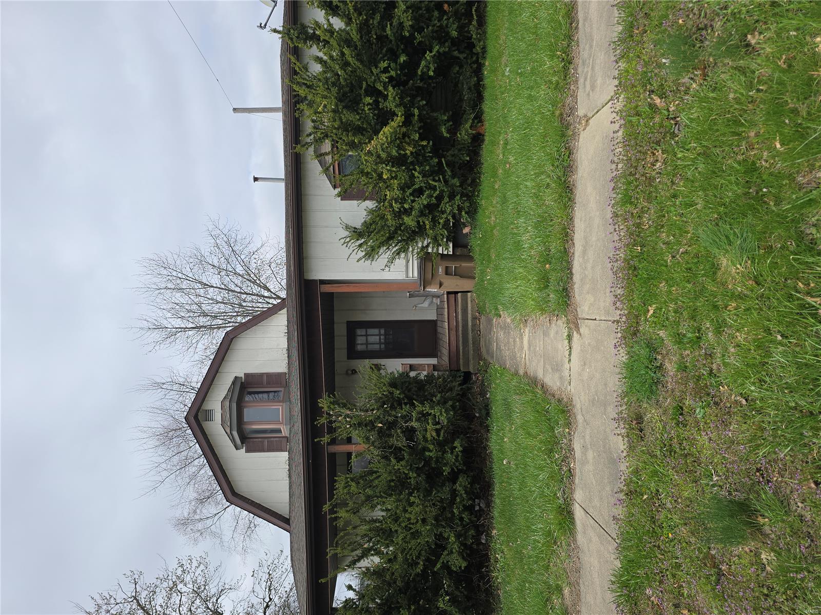 427 South Springfield Street Virden, IL 62690 - Photo 1 of 25 Gallery Image 1