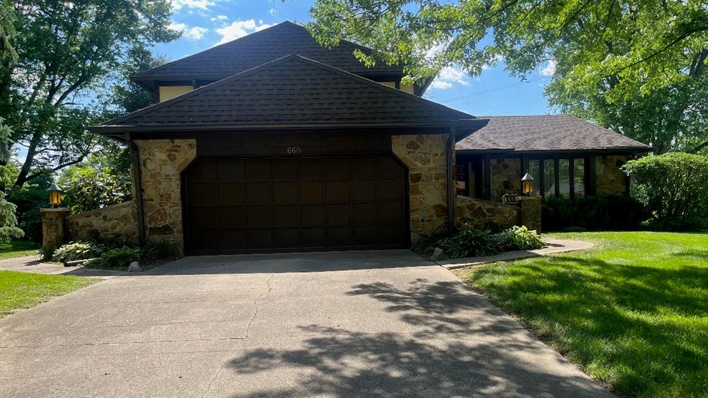 660 South Restin Road Greenwood, IN 46142 - Photo 1 of 15 Gallery Image 1