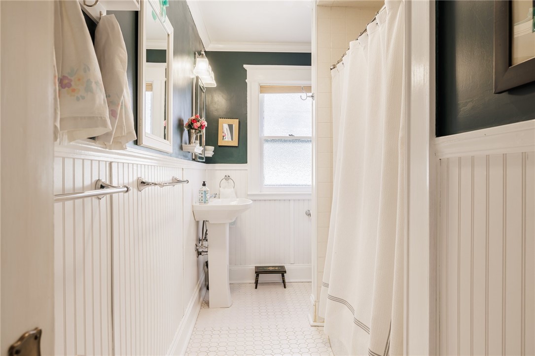 336 Berkeley Street Rochester, NY 14607 - Photo 30 of 44