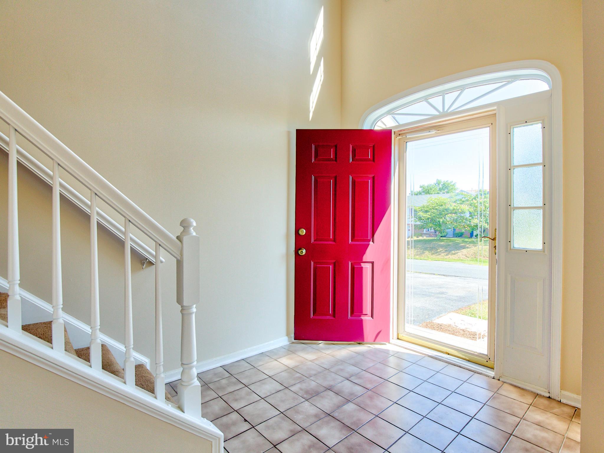 144 Woodrow Road Winchester, VA 22602 - Photo 2 of 47 Gallery Image 2