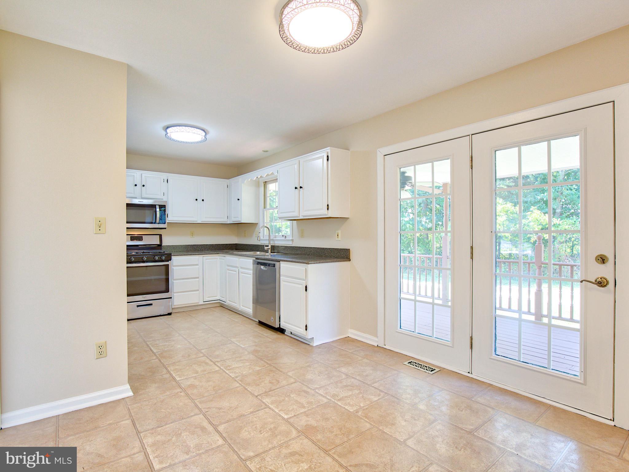 144 Woodrow Road Winchester, VA 22602 - Photo 11 of 47 Gallery Image 11