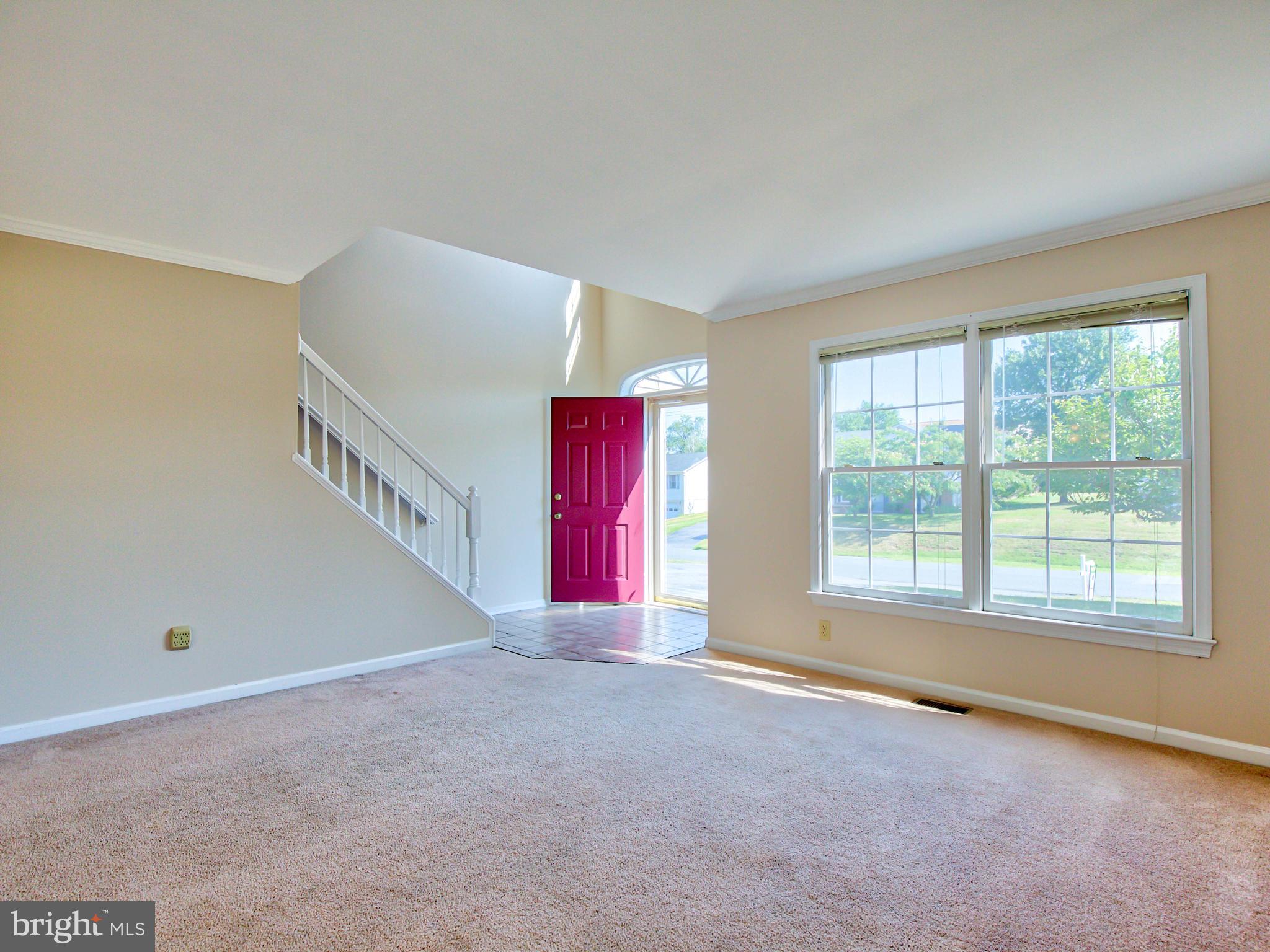 144 Woodrow Road Winchester, VA 22602 - Photo 5 of 47 Gallery Image 5