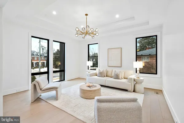 $4,495,000 | 942 Dead Run Drive, McLean, VA 22101