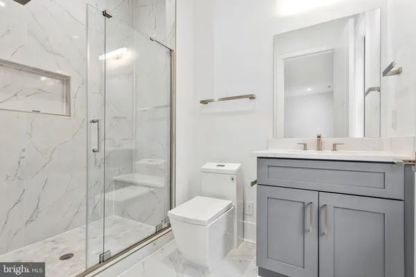$4,495,000 | 942 Dead Run Drive, McLean, VA 22101