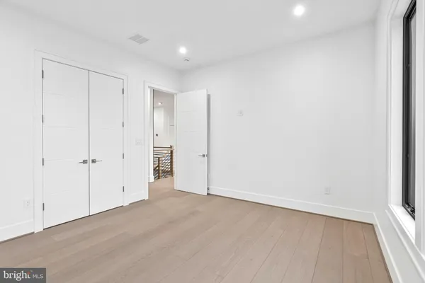 $4,495,000 | 942 Dead Run Drive, McLean, VA 22101
