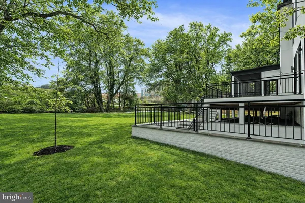 $4,495,000 | 942 Dead Run Drive, McLean, VA 22101