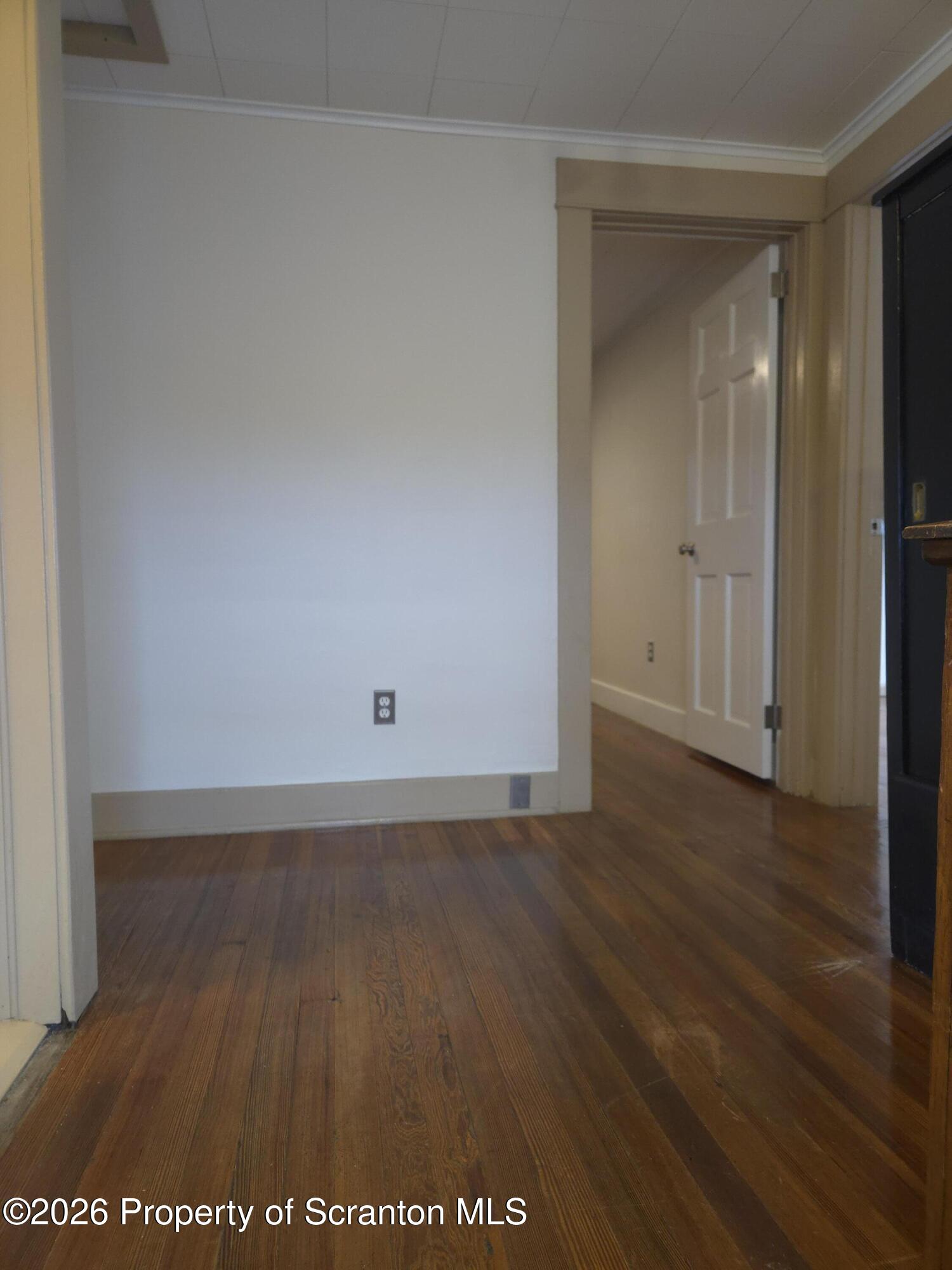 413 Davis Street Clarks Summit, PA 18411 - Photo 3 of 7 20251204_151311