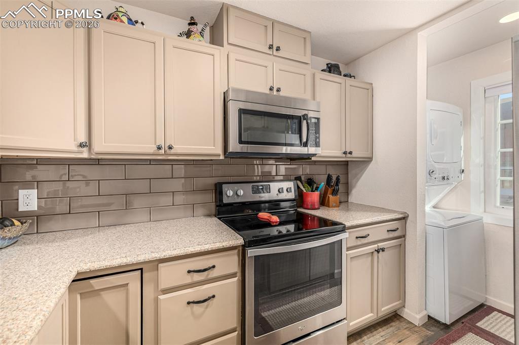 3408 Queen Anne Way Colorado Springs, CO 80917 - Photo 15 of 34