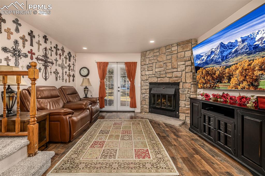 3408 Queen Anne Way Colorado Springs, CO 80917 - Photo 4 of 34