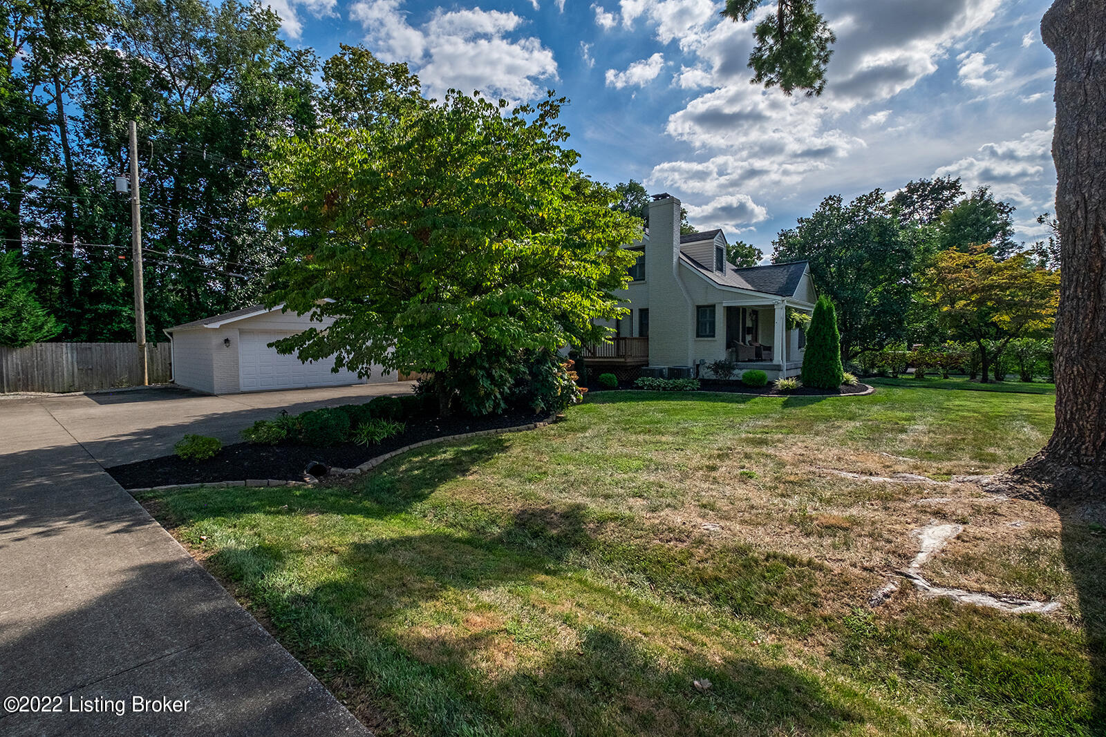 4310 Alton Road Louisville, KY 40207 - Photo 52 of 66 0076