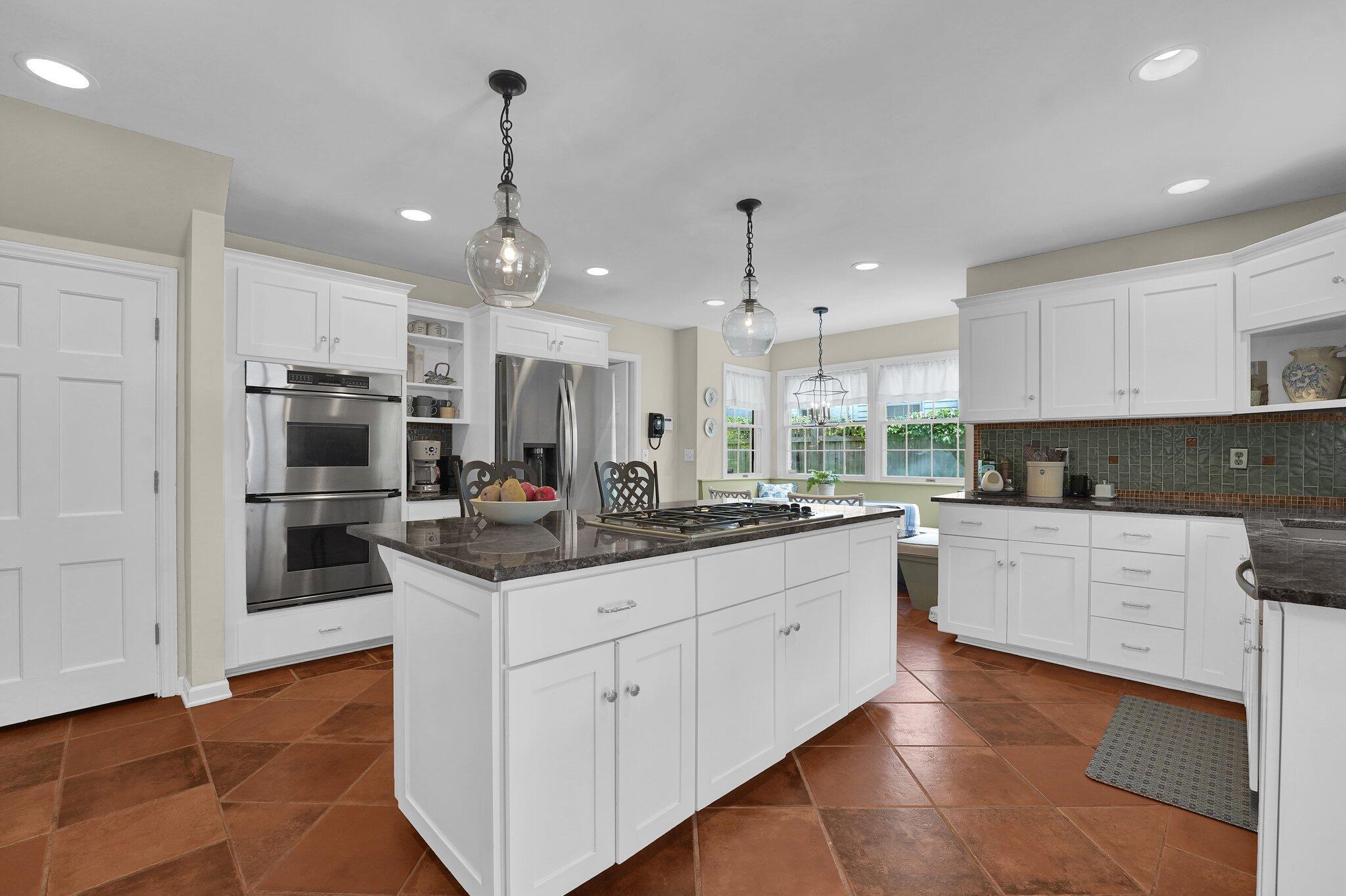 2500 Henthorn Road Upper Arlington, OH 43221 - Photo 9 of 55 Kitchen