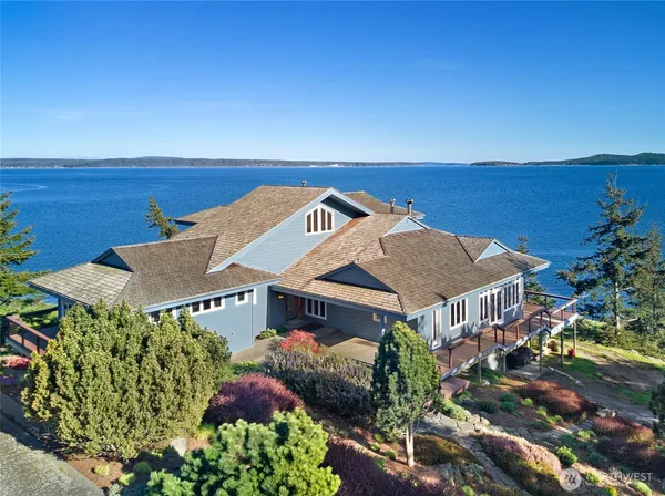 $3,950,000 | 571 Golf Course Road, Friday Harbor, WA 98250