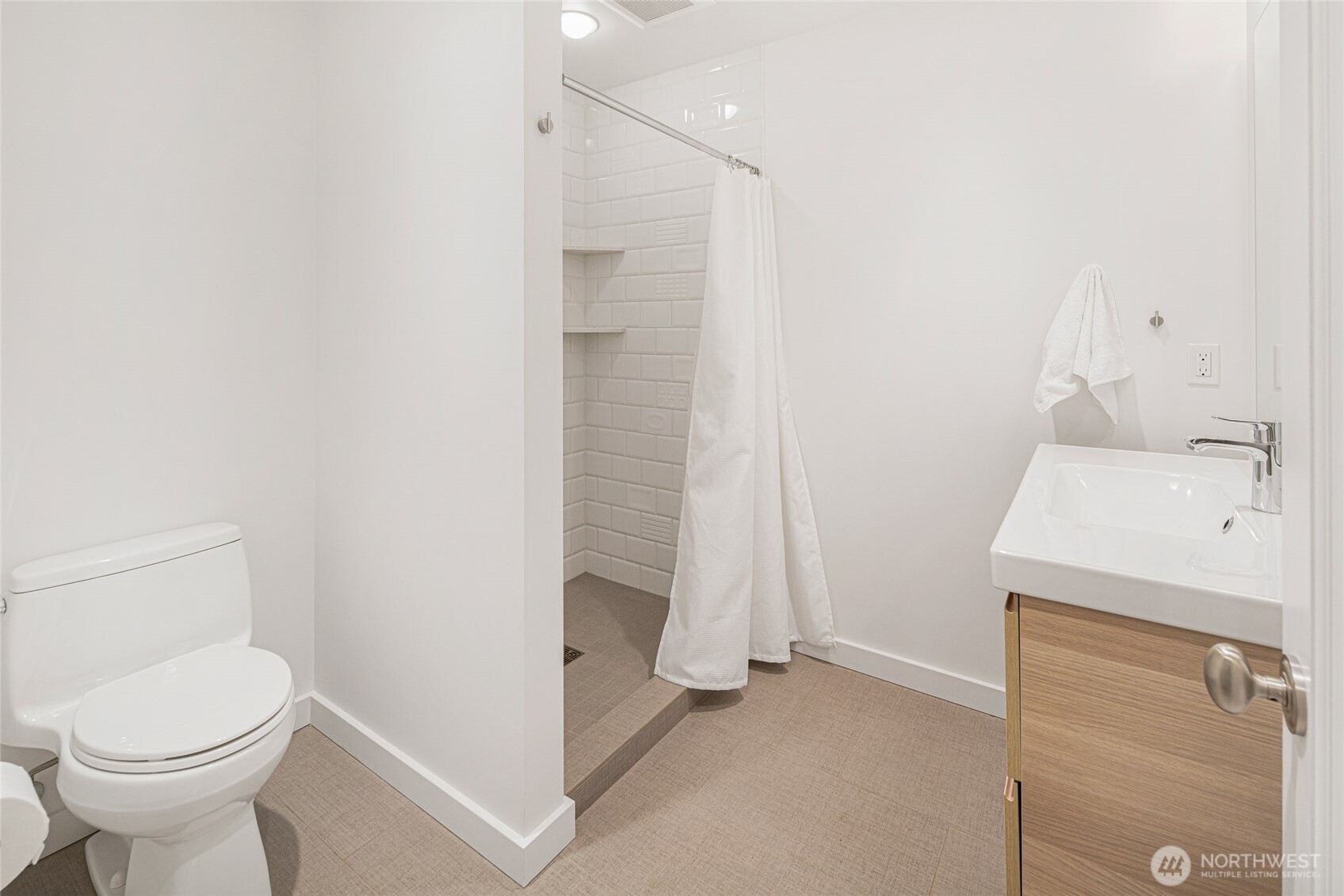 571 Golf Course Road Friday Harbor, WA 98250 - Photo 23 of 38