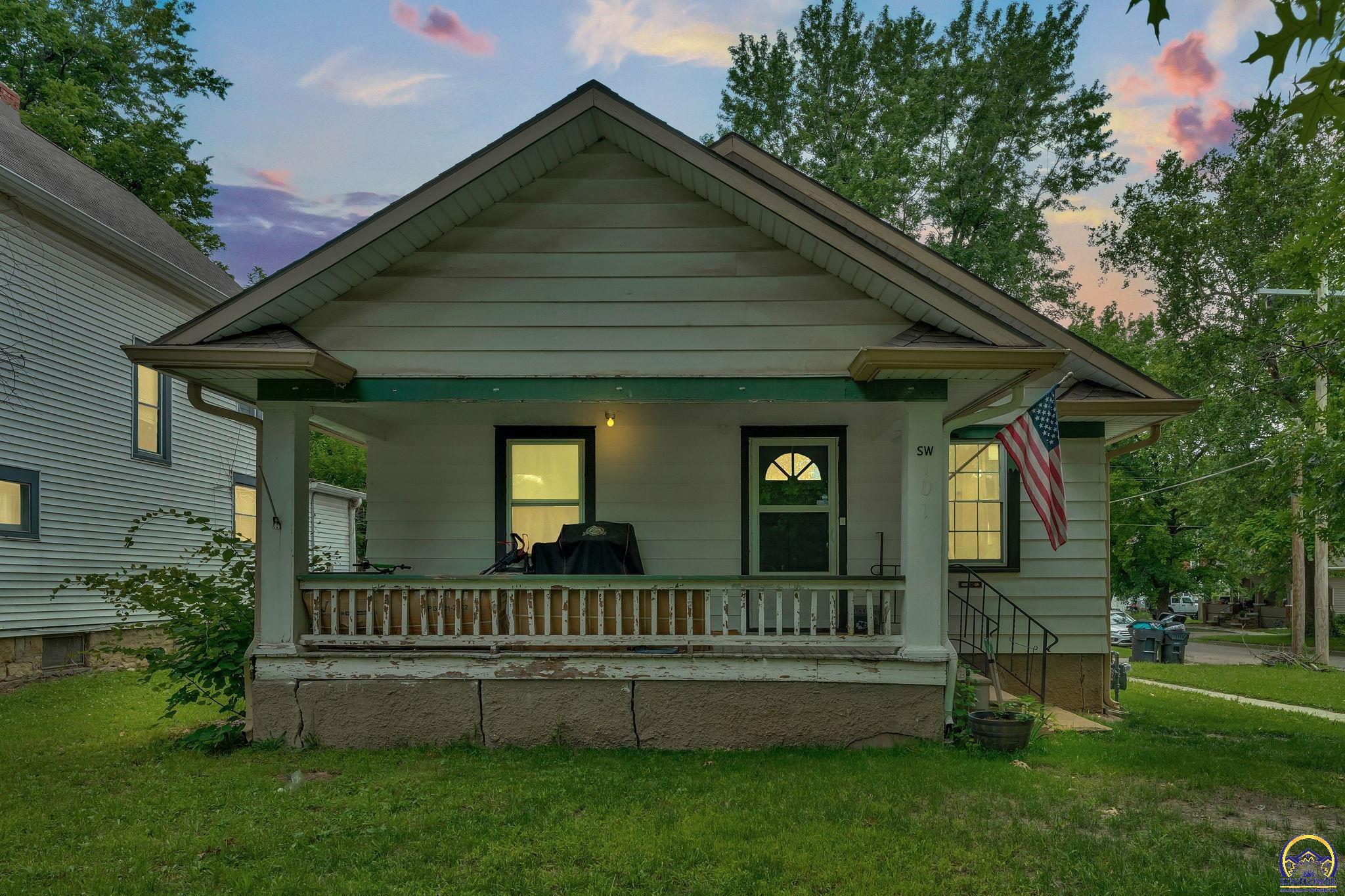 101 Southwest Fillmore Street Topeka, KS 66606 - Photo 2 of 24