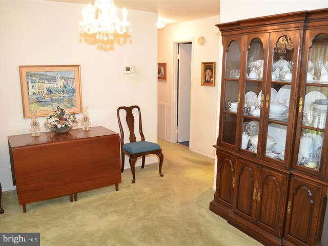 2203 Greenery Lane, Unit 10110 Silver Spring, MD 20906 - Photo 7 of 14 Dining Room