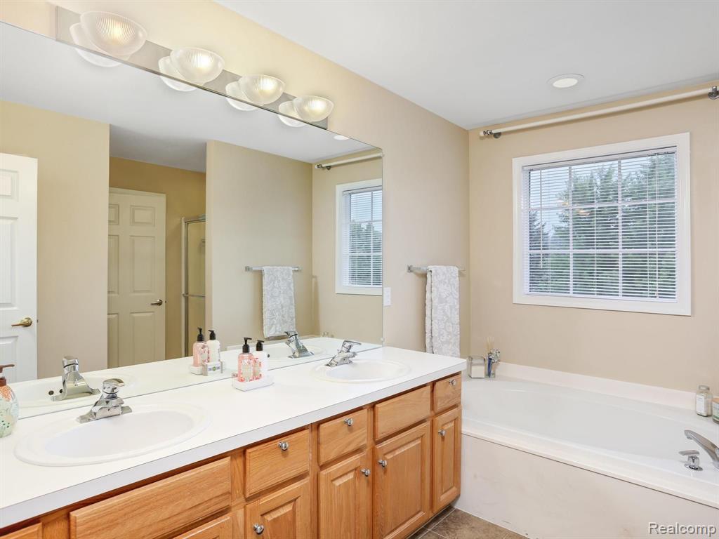 1861 Beaver Creek Drive Rochester, MI 48307 - Photo 30 of 46