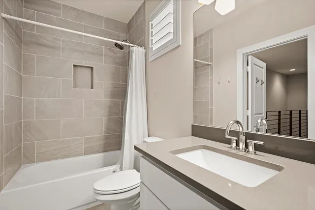 $3,300 | 1730 Bunche Road, Unit A, Austin, TX 78721