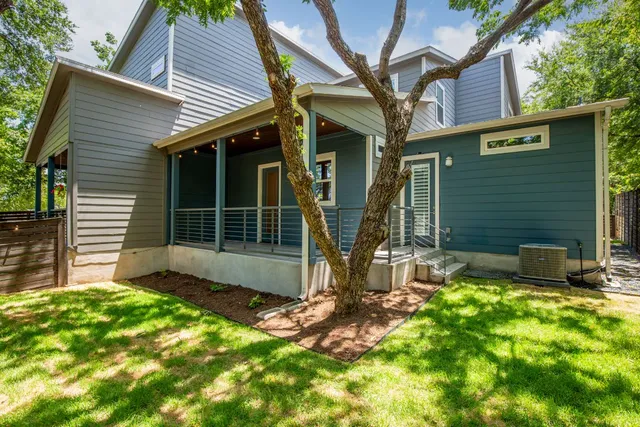 $3,300 | 1730 Bunche Road, Unit A, Austin, TX 78721