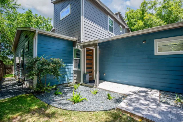 $3,300 | 1730 Bunche Road, Unit A, Austin, TX 78721