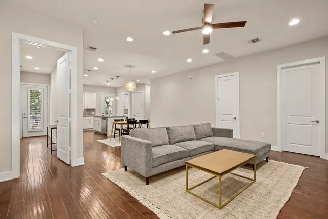 $3,300 | 1730 Bunche Road, Unit A, Austin, TX 78721