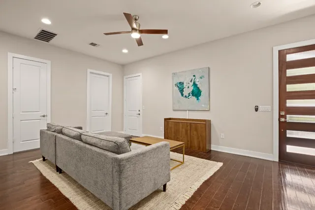 $3,300 | 1730 Bunche Road, Unit A, Austin, TX 78721